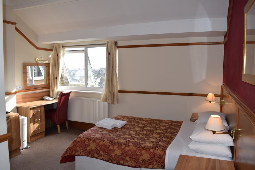 Heatherbank 3*